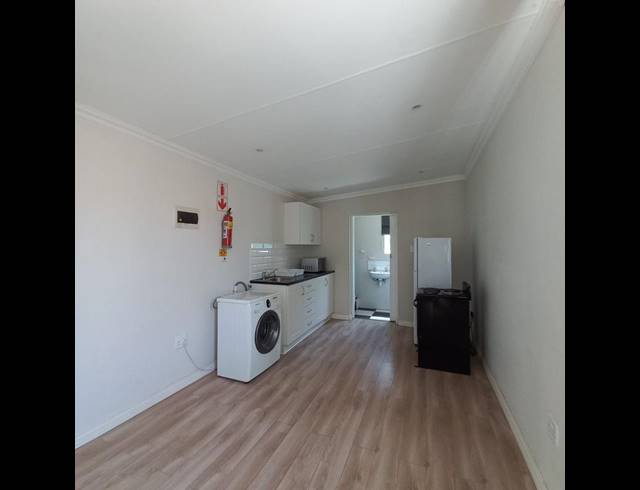 1 BEDROOM PROPERTY TO RENT IN OATLANDS